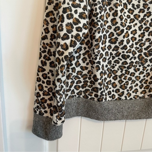 COZY soft and supple animal print sweatshirt, beautiful condition size XL - Picture 5 of 11
